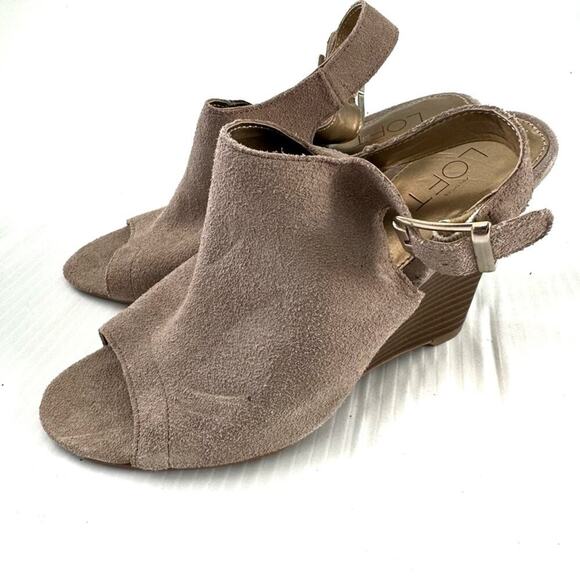 NWOT Ann Taylor Loft suede peep toe wedges tan size 7 stacked heel - Picture 1 of 12